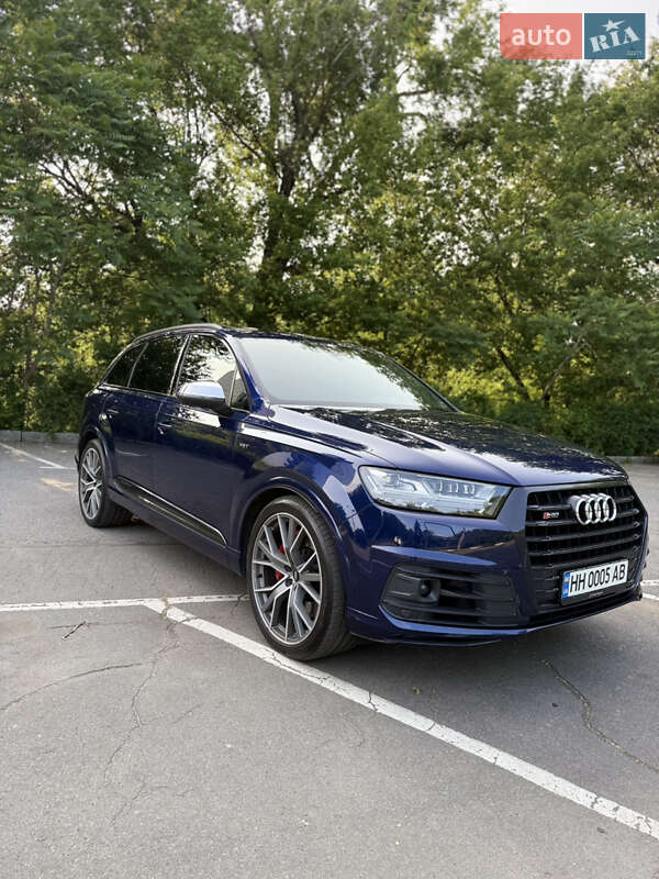 Позашляховик / Кросовер Audi SQ7 2018 в Дніпрі