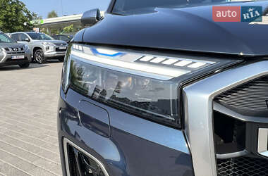 Внедорожник / Кроссовер Audi SQ7 2024 в 