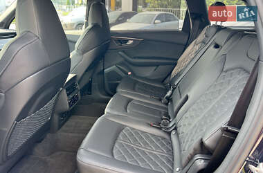 Внедорожник / Кроссовер Audi SQ7 2024 в 