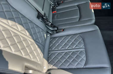 Внедорожник / Кроссовер Audi SQ7 2024 в 