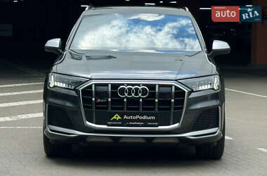 Внедорожник / Кроссовер Audi SQ7 2021 в 