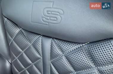 Внедорожник / Кроссовер Audi SQ7 2022 в 