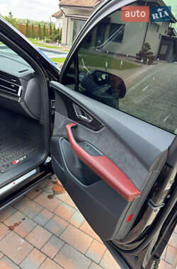 Внедорожник / Кроссовер Audi SQ7 2021 в 
