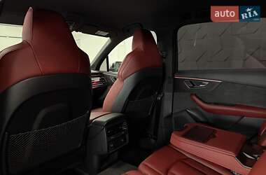 Внедорожник / Кроссовер Audi SQ7 2021 в 