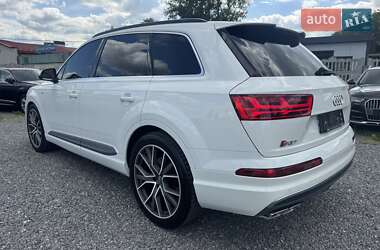 Внедорожник / Кроссовер Audi SQ7 2017 в 