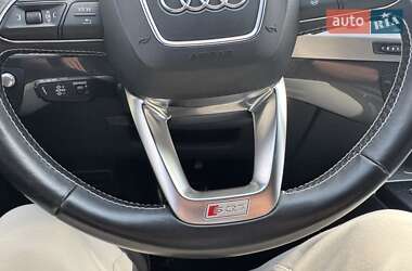 Внедорожник / Кроссовер Audi SQ7 2017 в 