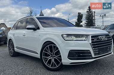 Внедорожник / Кроссовер Audi SQ7 2017 в 
