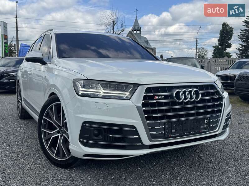 Внедорожник / Кроссовер Audi SQ7 2017 в Тернополе