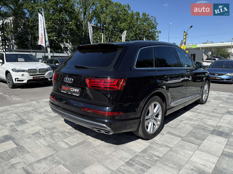 Внедорожник / Кроссовер Audi SQ7 2019 в Виннице