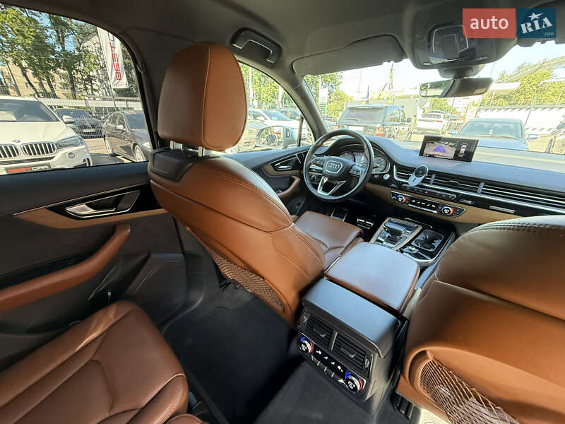 Внедорожник / Кроссовер Audi SQ7 2019 в Виннице
