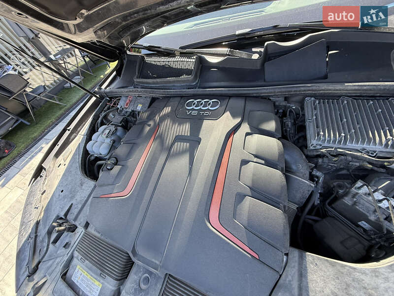 Внедорожник / Кроссовер Audi SQ7 2019 в Виннице