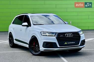Позашляховик / Кросовер Audi SQ7 2017 в Києві