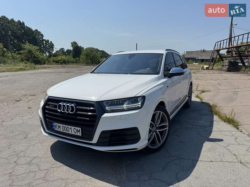 Внедорожник / Кроссовер Audi SQ7 2017 в Киеве