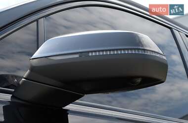 Внедорожник / Кроссовер Audi SQ7 2019 в 