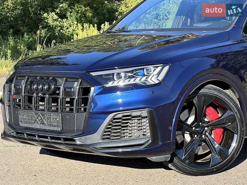 Внедорожник / Кроссовер Audi SQ7 2020 в Луцке