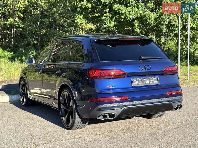 Внедорожник / Кроссовер Audi SQ7 2020 в Луцке