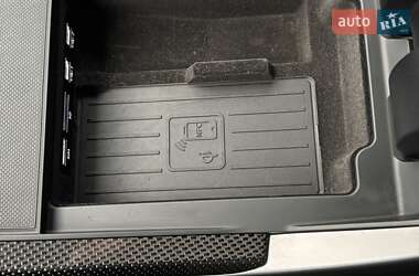 Позашляховик / Кросовер Audi SQ7 2020 в 