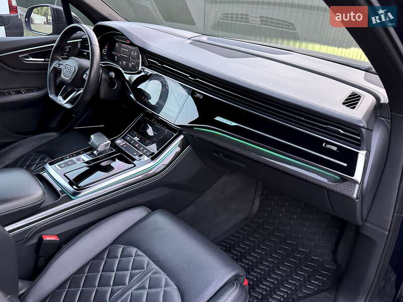 Внедорожник / Кроссовер Audi SQ7 2020 в Луцке