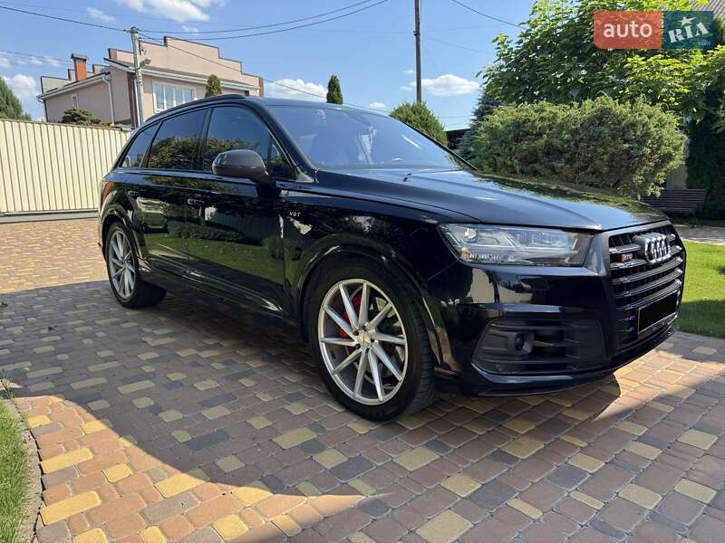 Позашляховик / Кросовер Audi SQ7 2017 в Борисполі