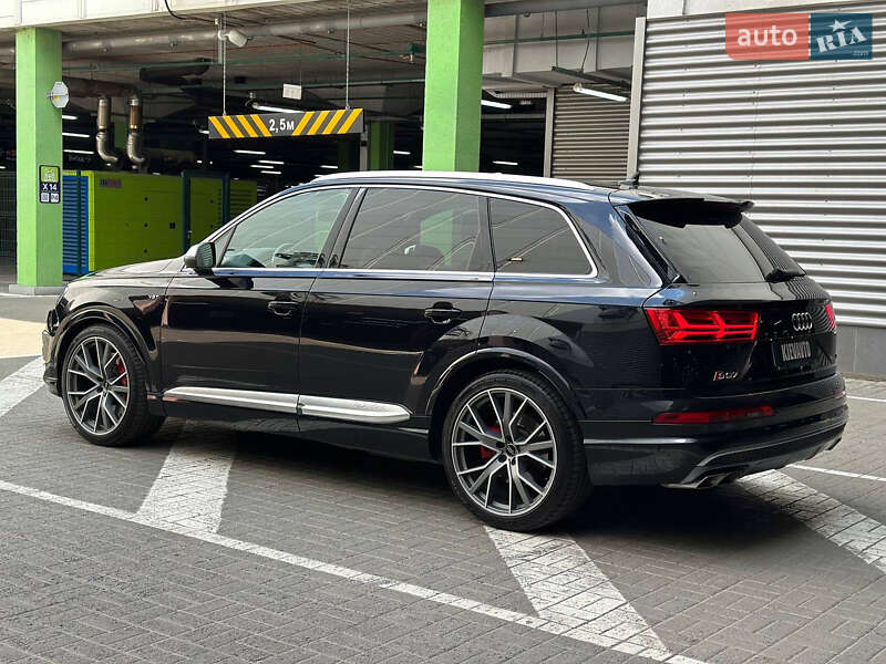 Позашляховик / Кросовер Audi SQ7 2018 в Києві