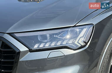 Внедорожник / Кроссовер Audi SQ7 2020 в 