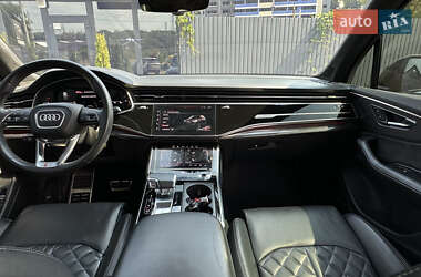 Внедорожник / Кроссовер Audi SQ7 2020 в 