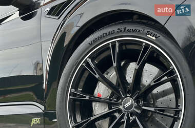 Внедорожник / Кроссовер Audi SQ7 2017 в 