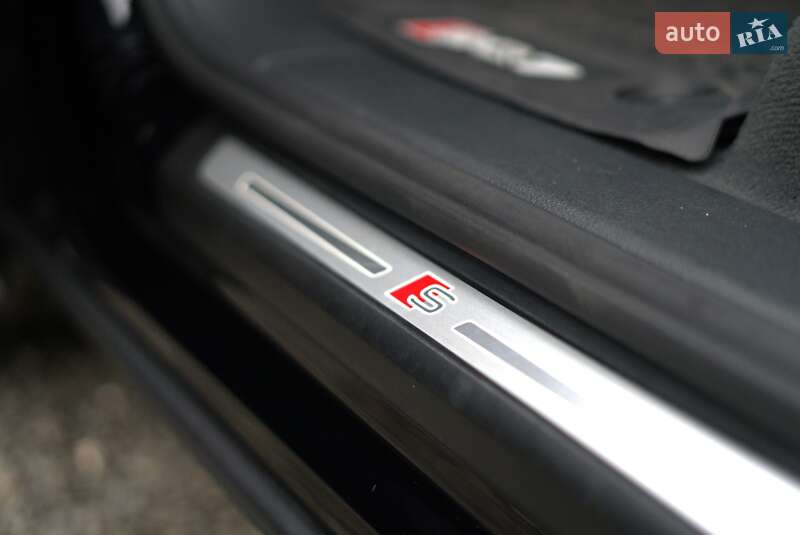 Внедорожник / Кроссовер Audi SQ7 2021 в Луцке