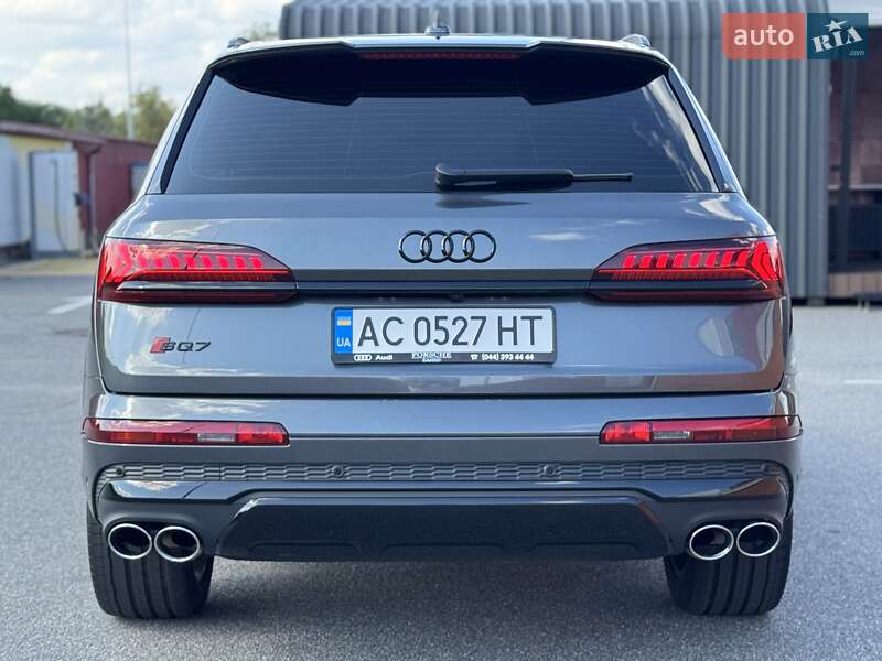 Внедорожник / Кроссовер Audi SQ7 2023 в Киеве