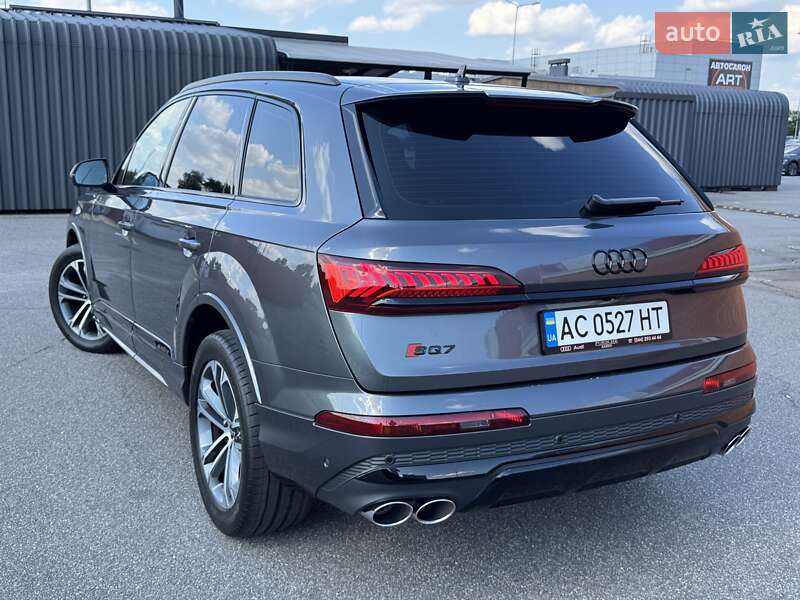 Внедорожник / Кроссовер Audi SQ7 2023 в Киеве