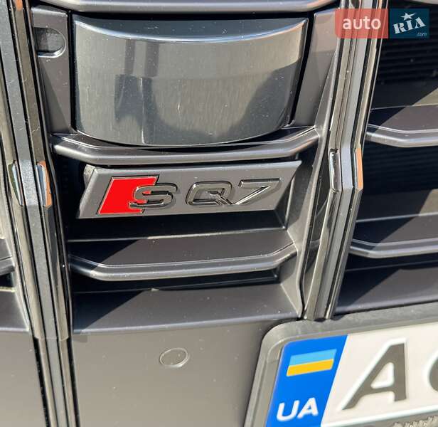 Внедорожник / Кроссовер Audi SQ7 2023 в Киеве
