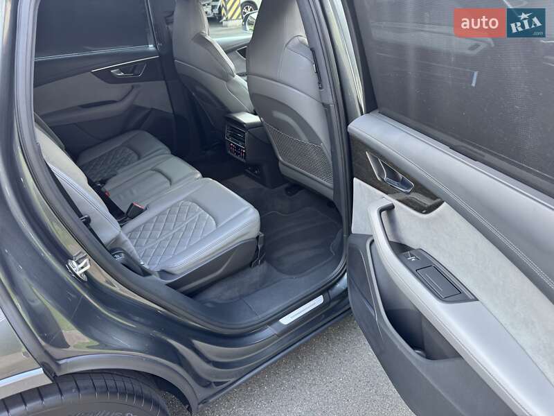 Внедорожник / Кроссовер Audi SQ7 2023 в Киеве