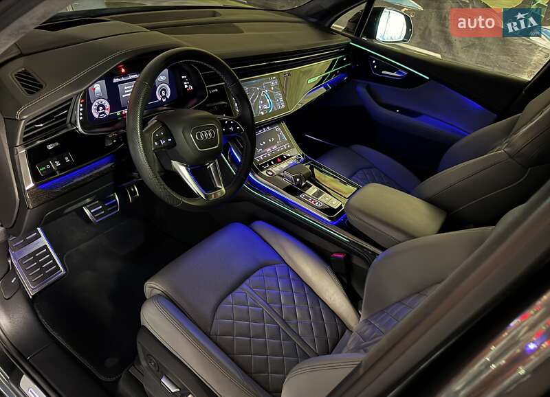 Внедорожник / Кроссовер Audi SQ7 2023 в Киеве