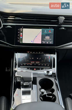 Внедорожник / Кроссовер Audi SQ7 2021 в 