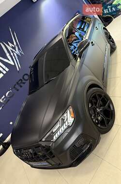 Внедорожник / Кроссовер Audi SQ7 2020 в 
