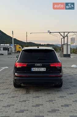 Внедорожник / Кроссовер Audi SQ7 2017 в 