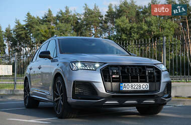 Внедорожник / Кроссовер Audi SQ7 2020 в 