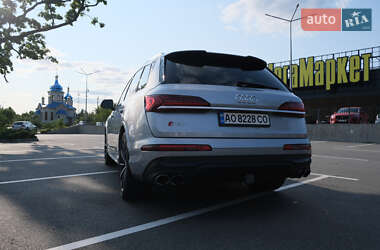 Внедорожник / Кроссовер Audi SQ7 2020 в 