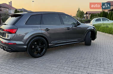 Внедорожник / Кроссовер Audi SQ7 2024 в 