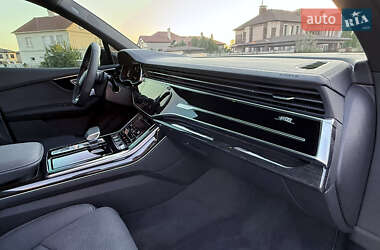 Внедорожник / Кроссовер Audi SQ7 2024 в 