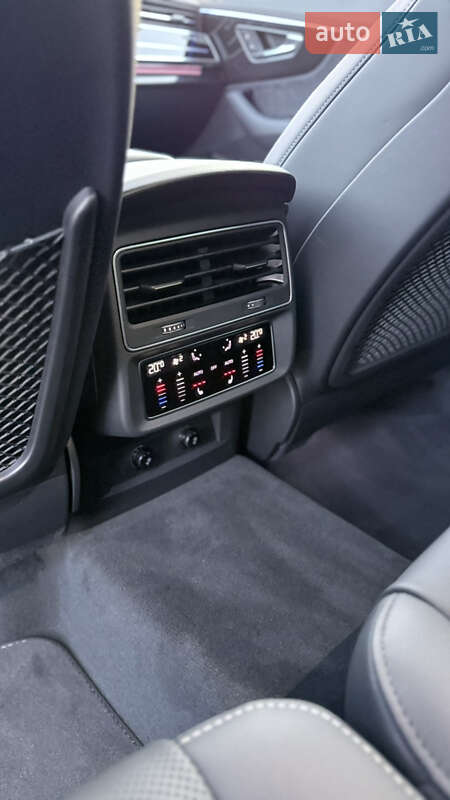 Внедорожник / Кроссовер Audi SQ7 2024 в Одессе