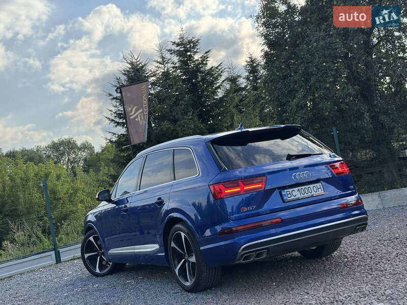 Внедорожник / Кроссовер Audi SQ7 2017 в Львове