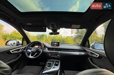 Внедорожник / Кроссовер Audi SQ7 2017 в 