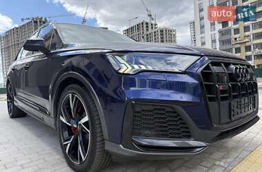 Позашляховик / Кросовер Audi SQ7 2021 в Києві