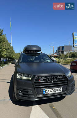 Внедорожник / Кроссовер Audi SQ7 2016 в 