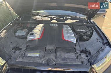 Внедорожник / Кроссовер Audi SQ7 2016 в 