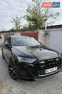 Внедорожник / Кроссовер Audi SQ7 2021 в 