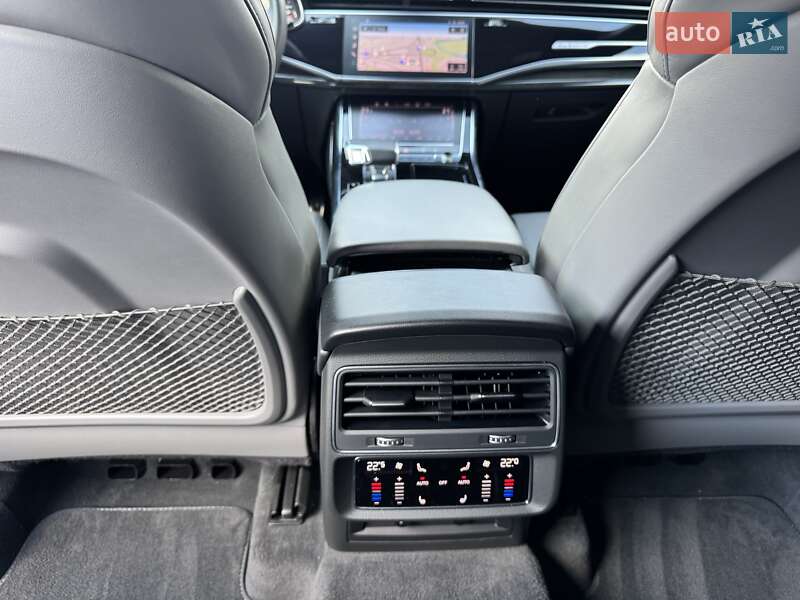 Внедорожник / Кроссовер Audi SQ7 2023 в Киеве