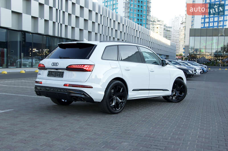 Внедорожник / Кроссовер Audi SQ7 2024 в Одессе