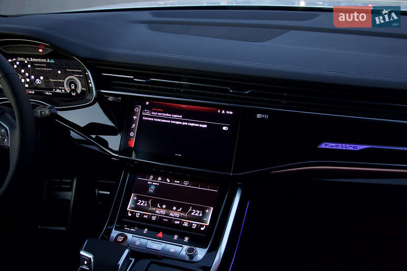 Внедорожник / Кроссовер Audi SQ7 2024 в Одессе